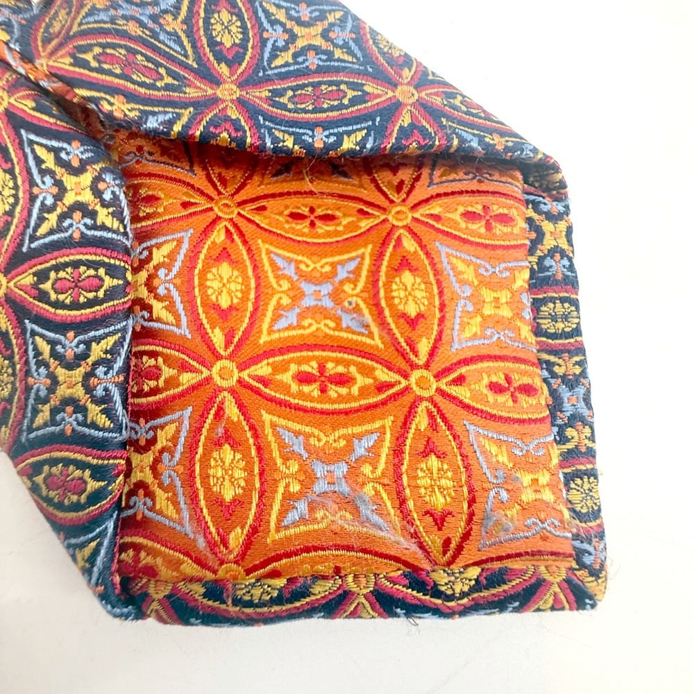 Haines & Bonner London Tie Mens OS Navy Red Gold Silk Geometric Medallion - Picture 4 of 8